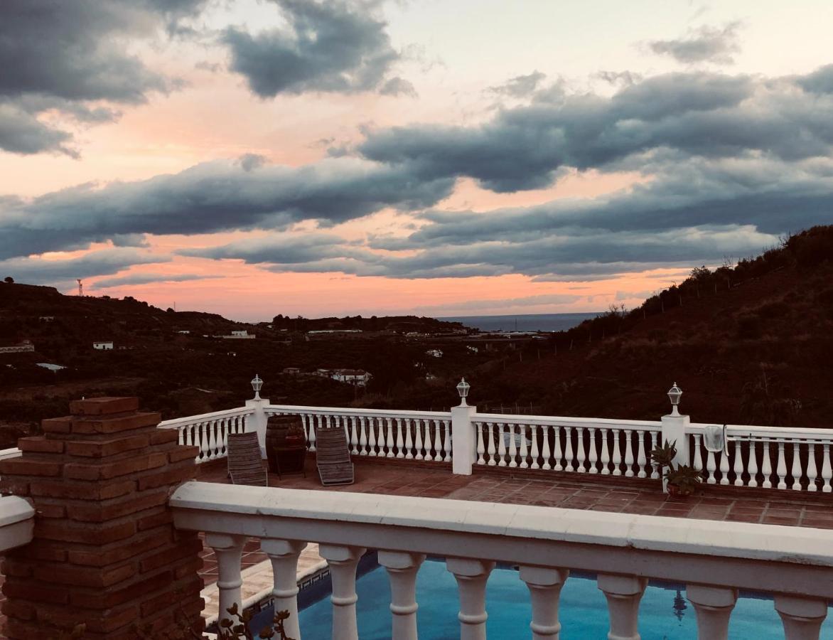Villa Sunshine Countryside Resort Frigiliana Exterior photo